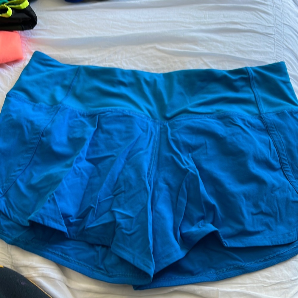 Lululemom running shorts